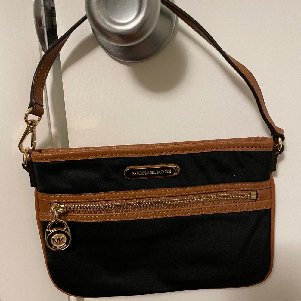 Michael Kors Wristlef